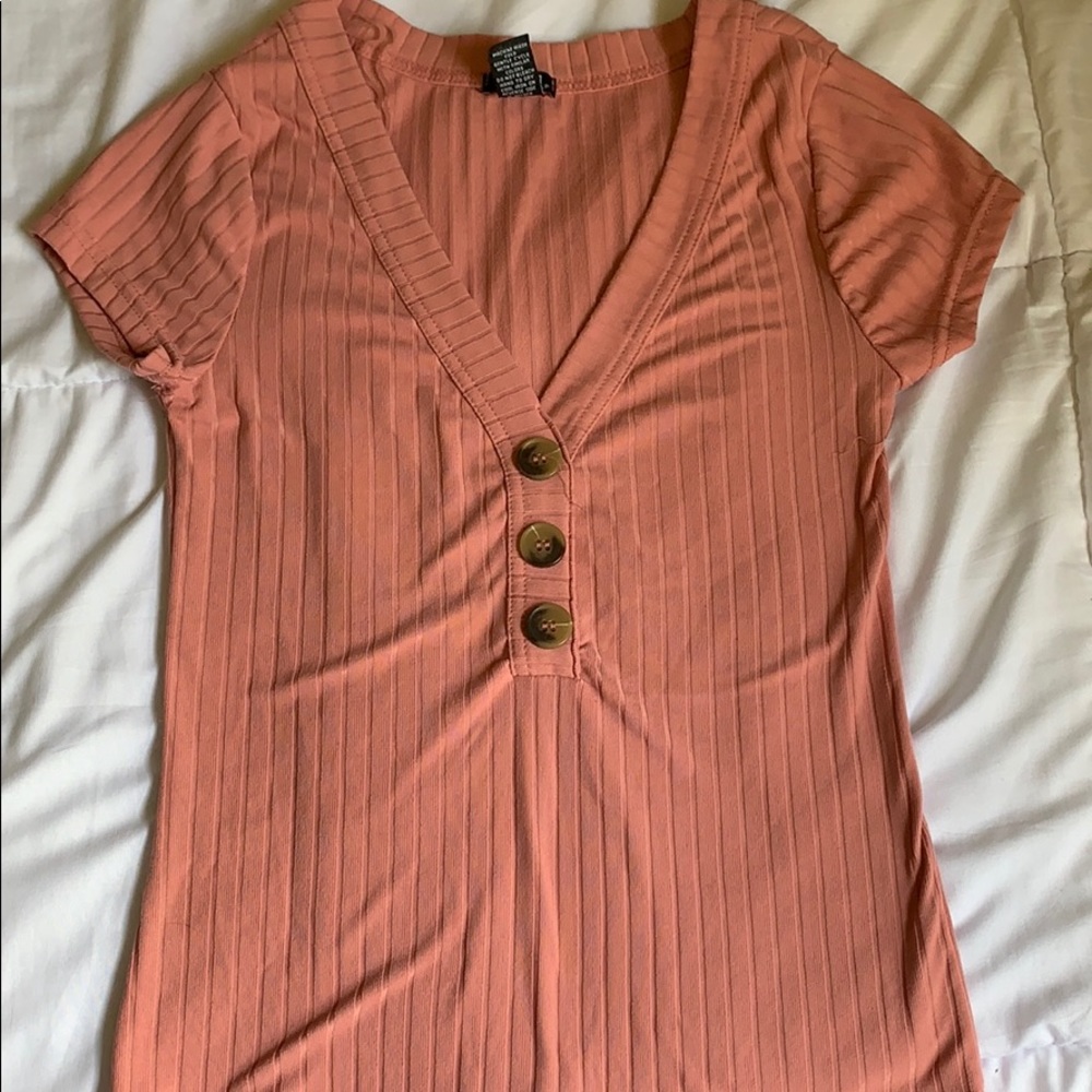 Pink Rue 21 short sleeved tee